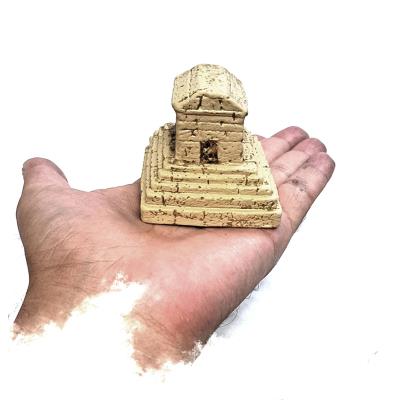 مجسمه مدل مقبره کوروش کبیر